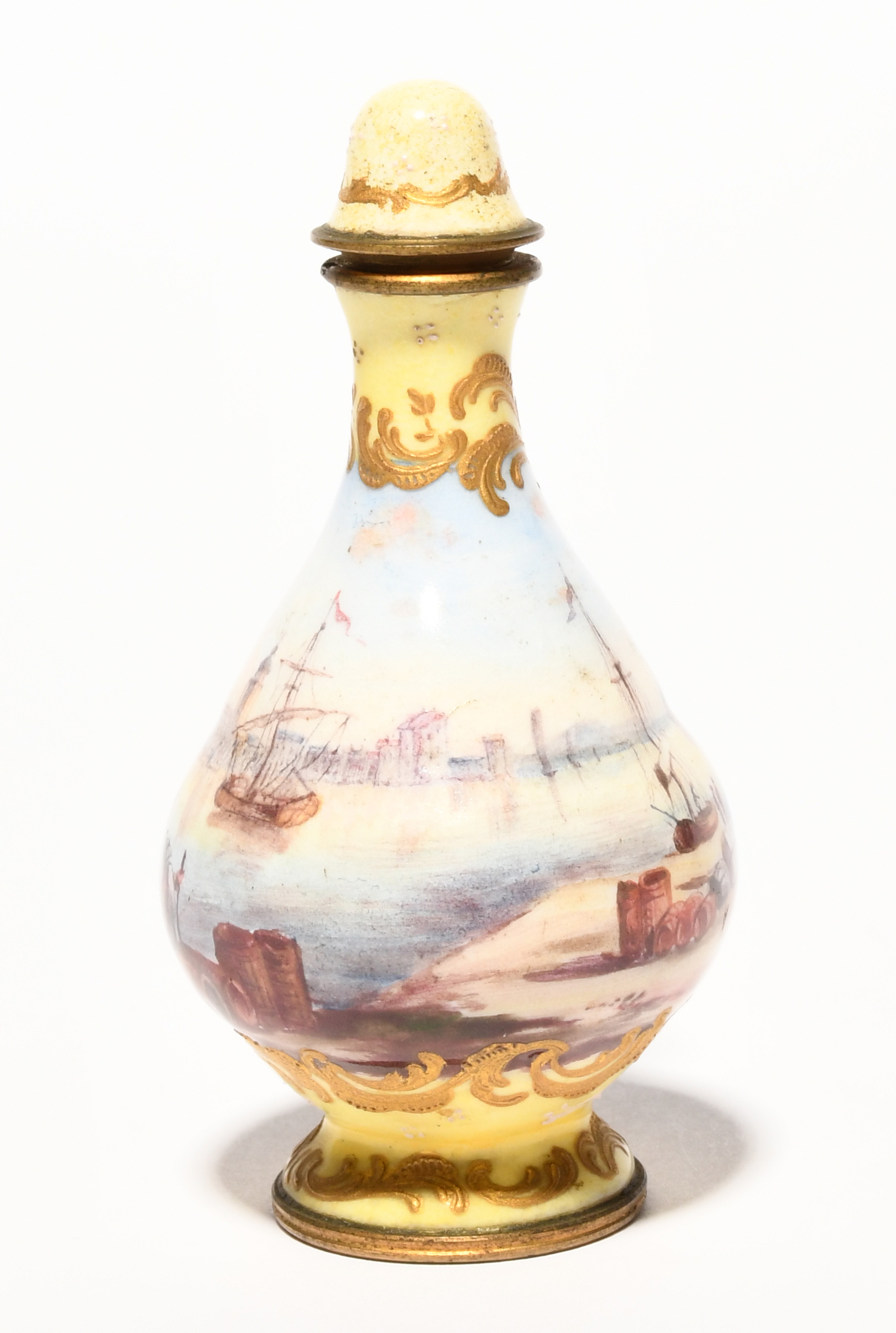 A Continental enamel scent bottle, late 18th/early 19th century, the bottle form painted with a - Image 2 of 2