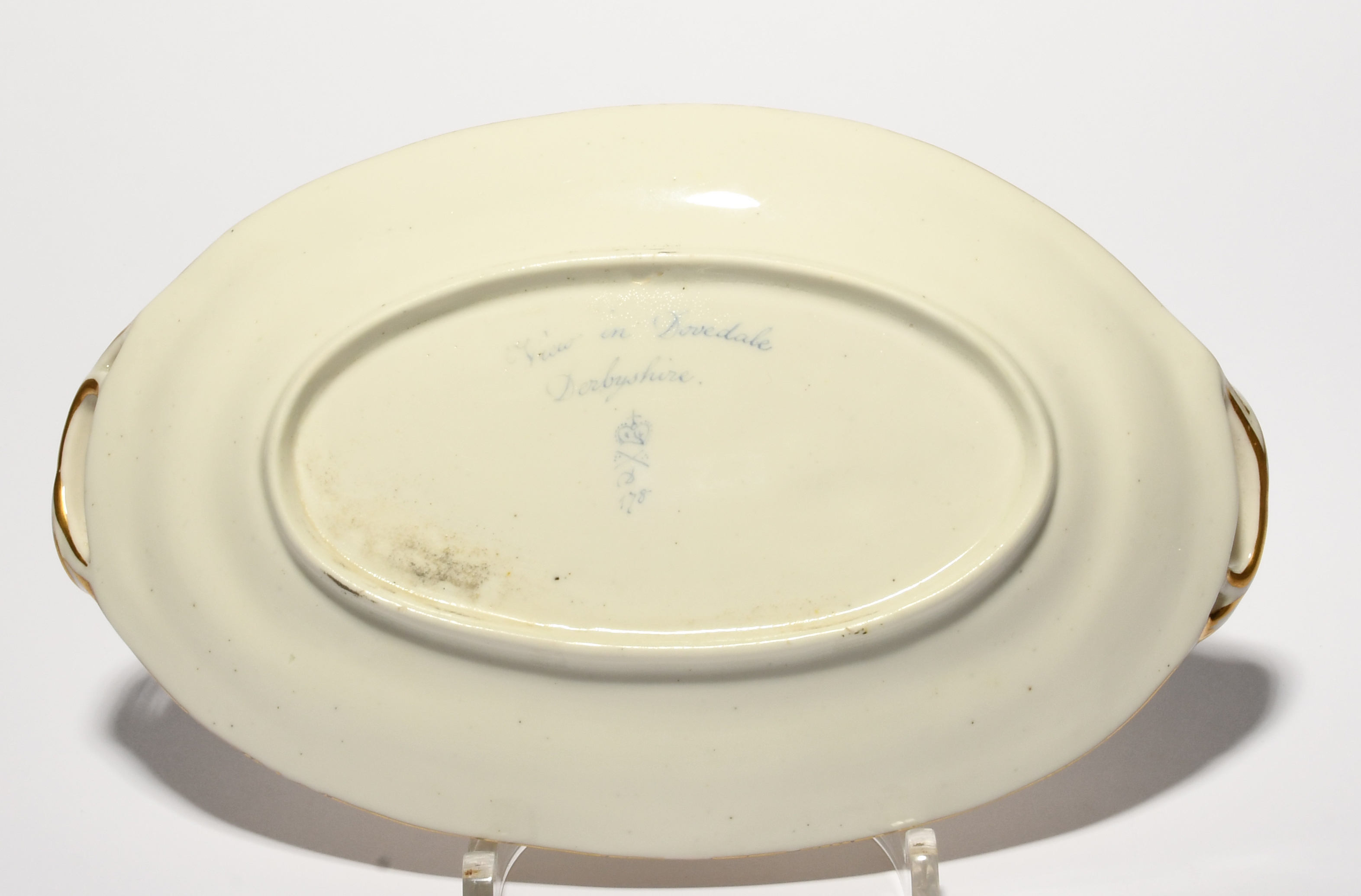 A Derby sauce tureen stand from the Blenheim Service, c.1790-1800, painted possibly by George - Image 2 of 2