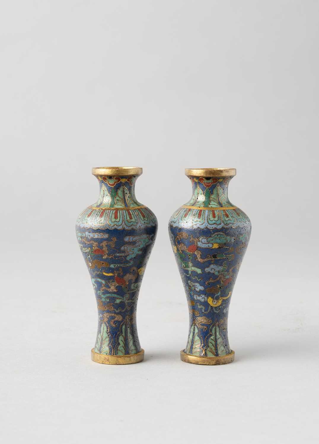 A SMALL PAIR OF CHINESE CLOISONNE ENAMEL 'BATS' VASES 18TH CENTURY The baluster-shaped bodies