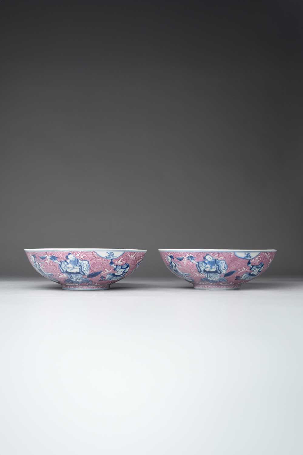 A PAIR OF CHINESE PUCE-ENAMELLED BLUE AND WHITE 'EIGHT IMMORTALS' BOWLS SIX-CHARACTER GUANGXU