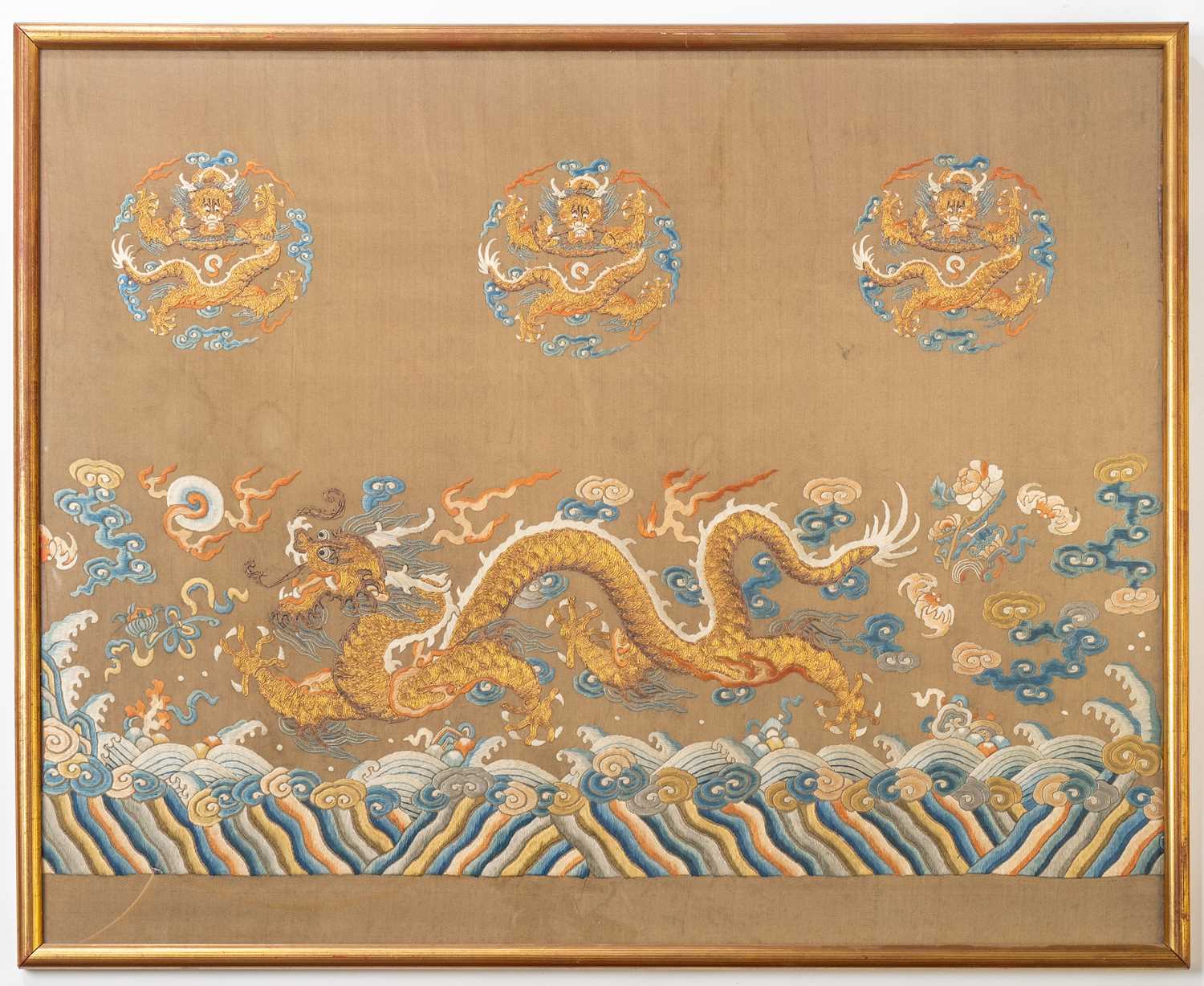 NO RESERVE THREE CHINESE EMBROIDERED SILK 'DRAGON' PANELS QING DYNASTY The smaller panel with a - Image 3 of 3