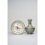 A CHINESE CLOISONNE ENAMEL GARLIC-MOUTH VASE AND A PAINTED ENAMEL DISH 19TH CENTURY The vase