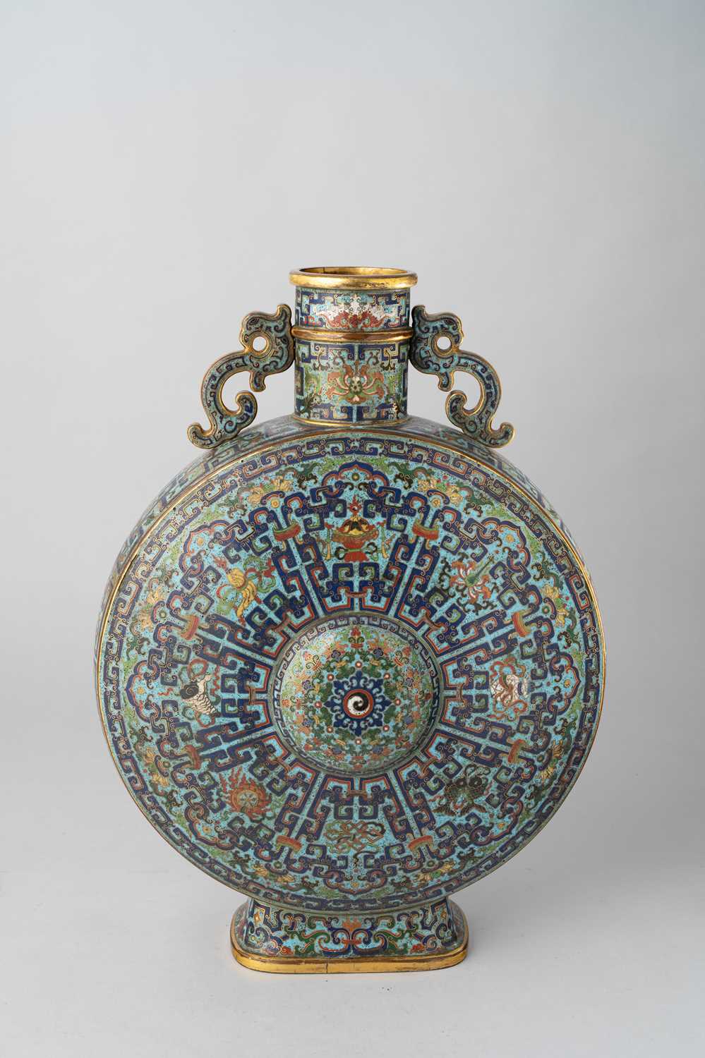 A LARGE CHINESE CLOISONNE ENAMEL 'BAJIXIANG' MOONFLASK, BIANHU QING DYNASTY OR LATER Each side