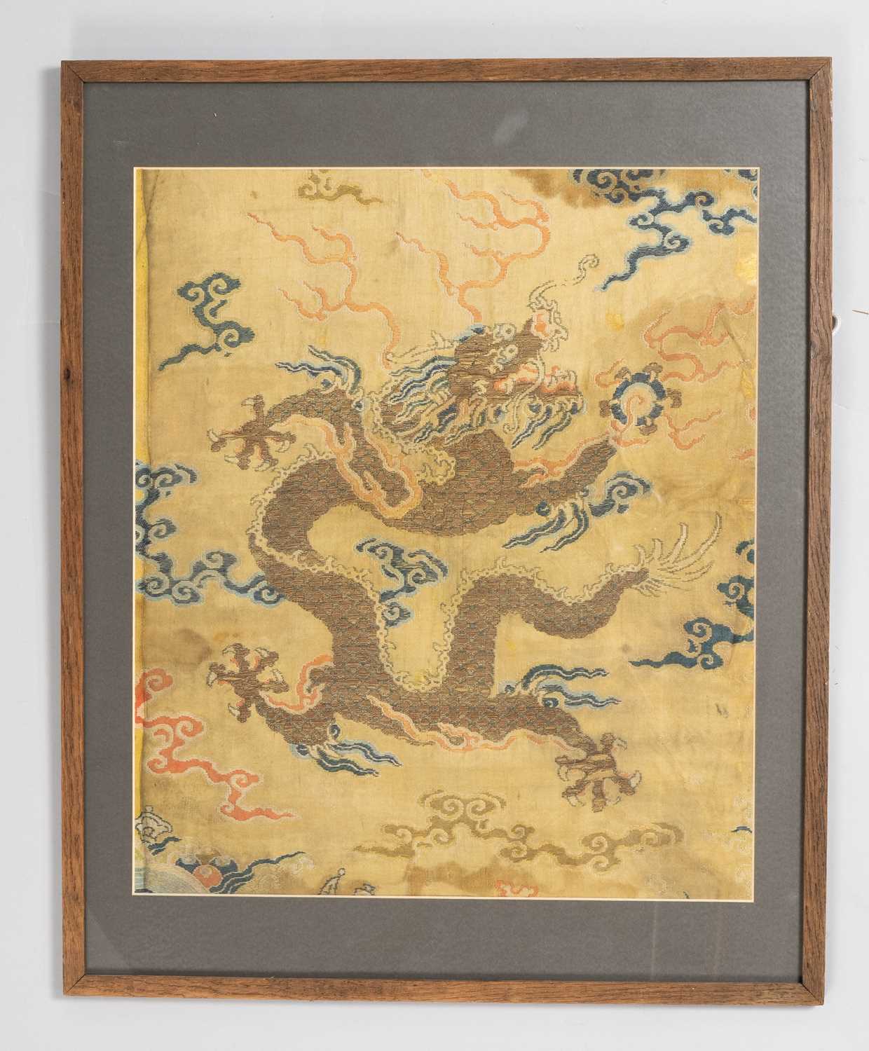 NO RESERVE THREE CHINESE EMBROIDERED SILK 'DRAGON' PANELS QING DYNASTY The smaller panel with a - Image 2 of 3