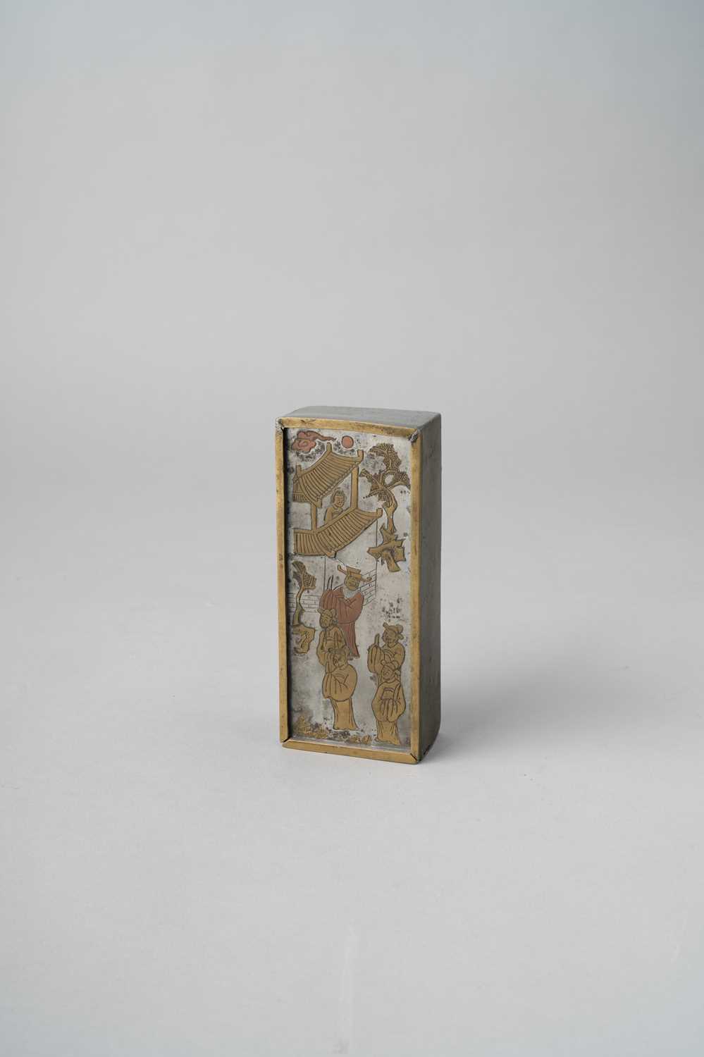 A CHINESE MIXED METAL RECTANGULAR BOX 17TH CENTURY Decorated with copper and brass inlay on a pewter