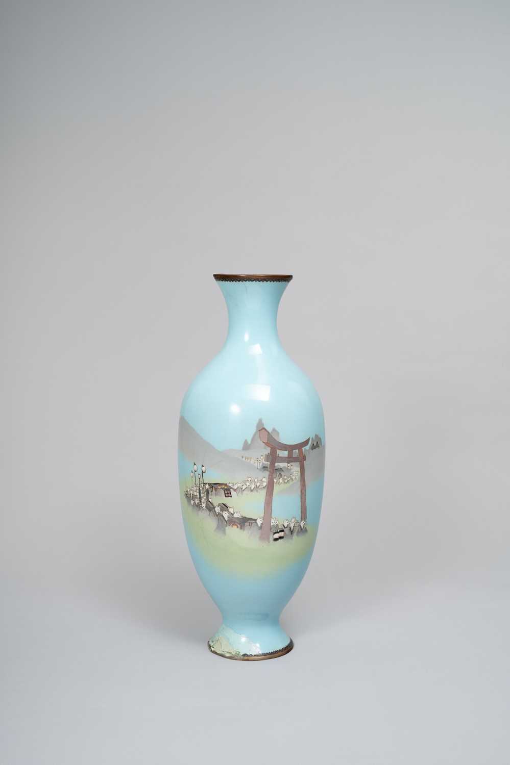 NO RESERVE A TALL JAPANESE CLOISONNE VASE WITH A FOX PROCESSION MEIJI ERA, 19TH/20TH CENTURY The