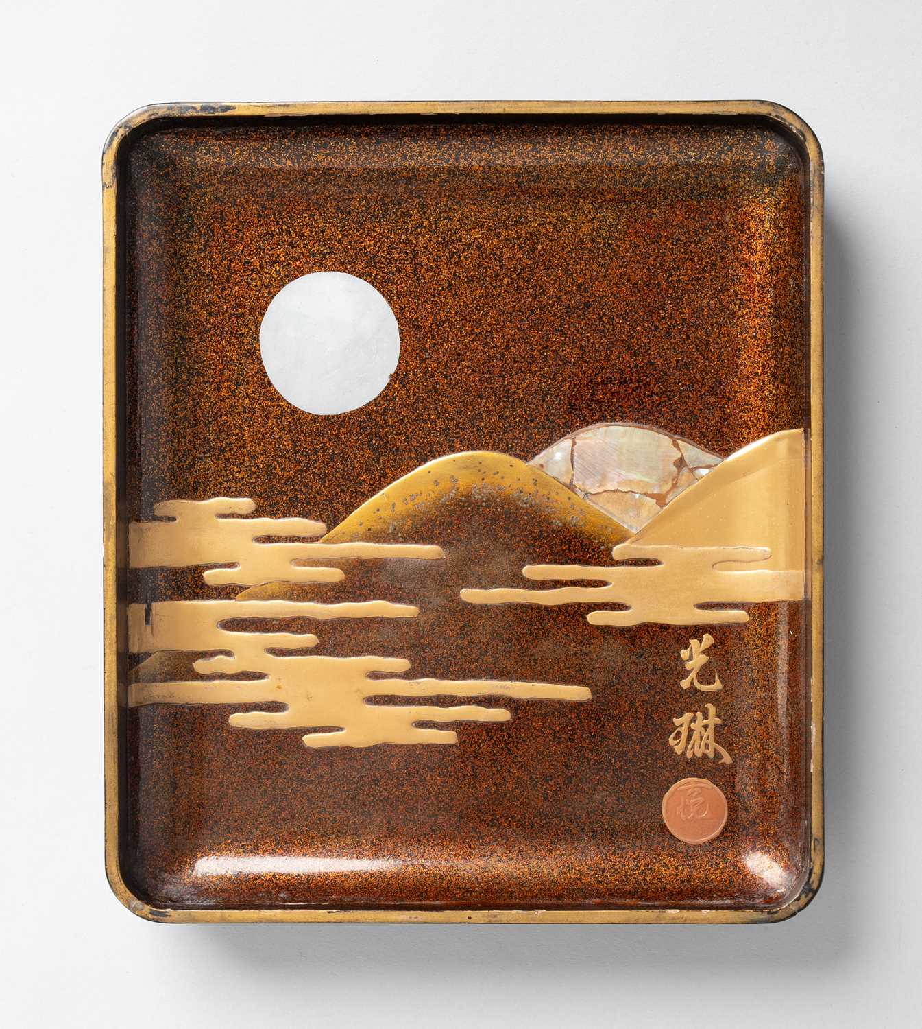 NO RESERVE A JAPANESE LACQUER BUNDAI (WRITING TABLE) AND MATCHING SUZURIBAKO (WRITING BOX) AFTER - Image 4 of 6