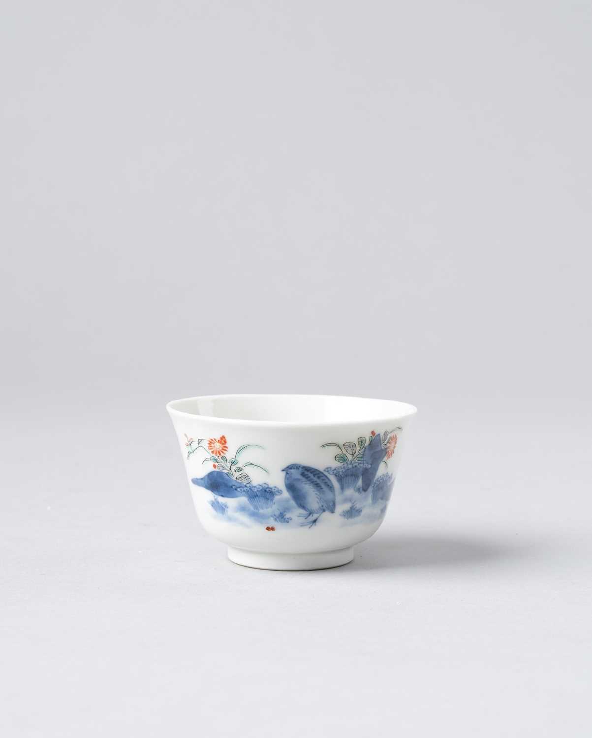 NO RESERVE A GOOD JAPANESE KAKIEMON BOWL EDO PERIOD, 17TH CENTURY The body rising on a short