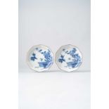 NO RESERVE A PAIR OF JAPANESE BLUE AND WHITE KAKIEMON-STYLE DECAGONAL DISHES EDO PERIOD, 17TH