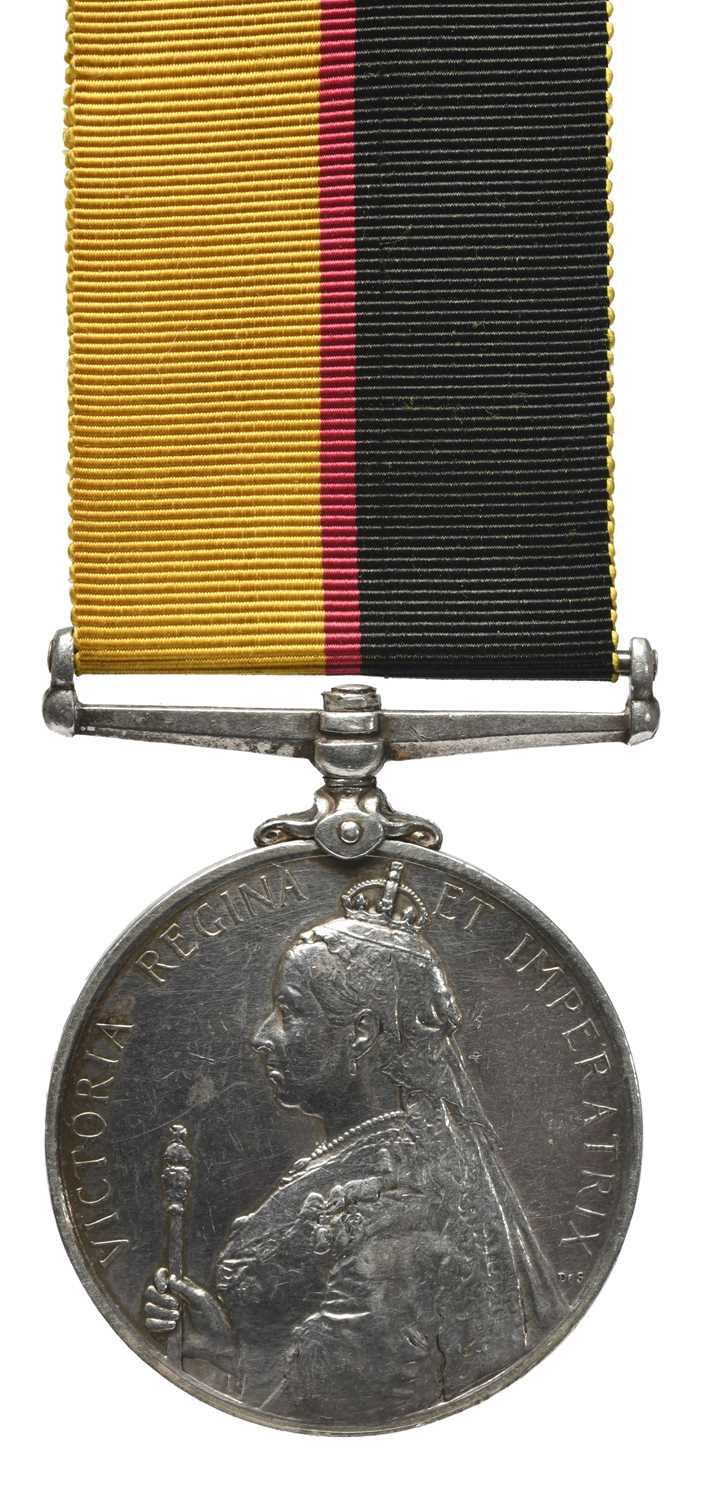A Queen's Sudan Medal 1896-98 re-engraved to Sergeant Frank Knowles, 21st Lancers, (3402, SERGT F. - Bild 2 aus 3