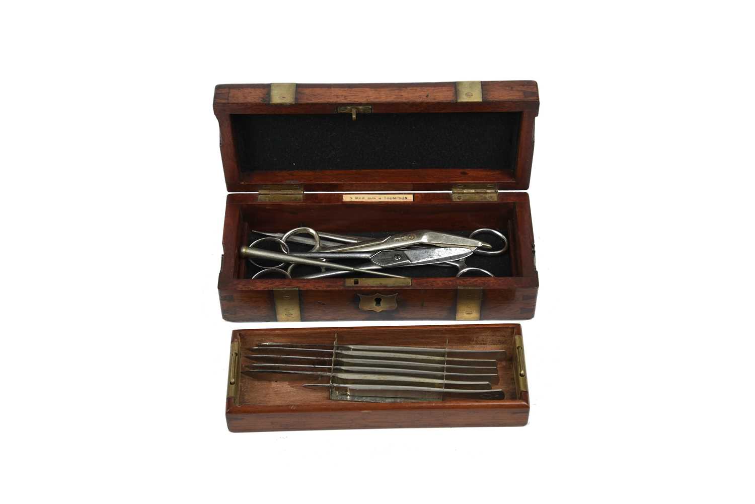 A brass bound oak surgical instrument case by S Maw Son & Thompson, with associated contents - Image 2 of 6