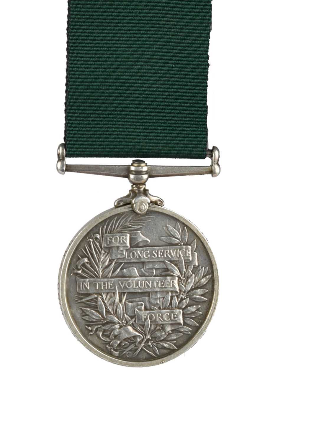 A Turkish Crimea Medal, British version, unnamed as issued, privately fitted ring suspension, - Bild 3 aus 4