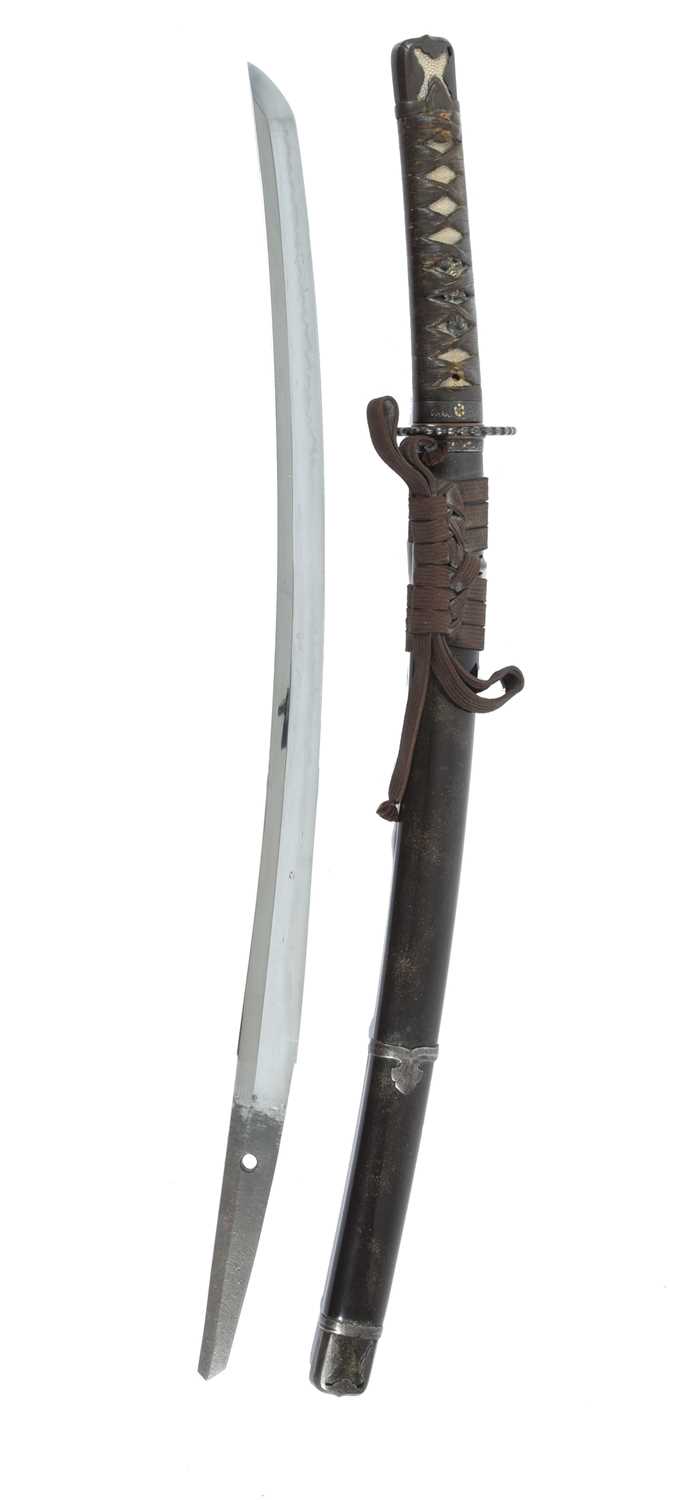 A Japanese sword (wakizashi), blade 18.5 in. hon-zukuri, notare hamon, plain copper habaki, nakago