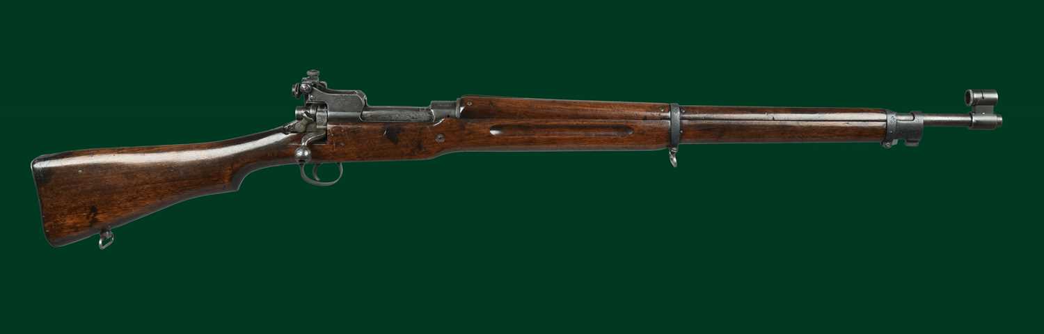 Ƒ Remington/Eddystone: a .30-06 U.S. Model 1917 bolt-action service rifle, serial number 522624,
