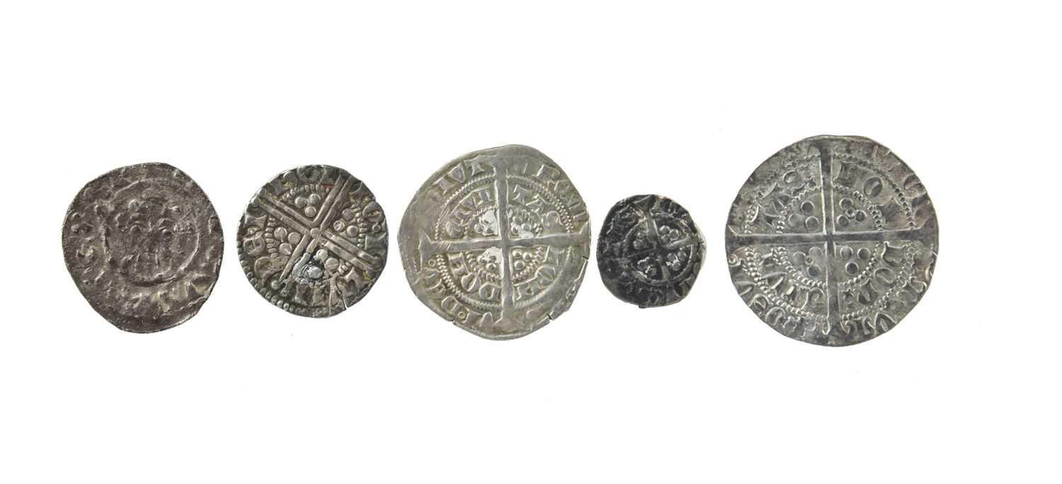 Medieval England: a small quantity of hammered silver coins, comprising: Richard I (1189-1199), - Bild 2 aus 2