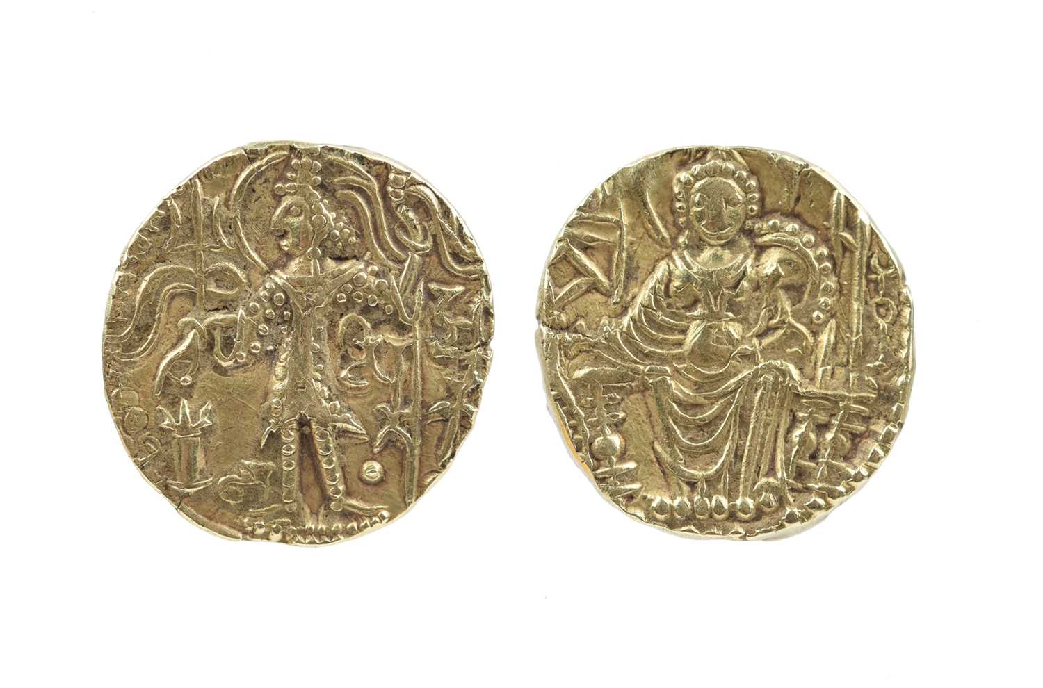 India - Kushan Empire: gold dinar, Shaka type (4th Century AD), king standing holding cornucopia and
