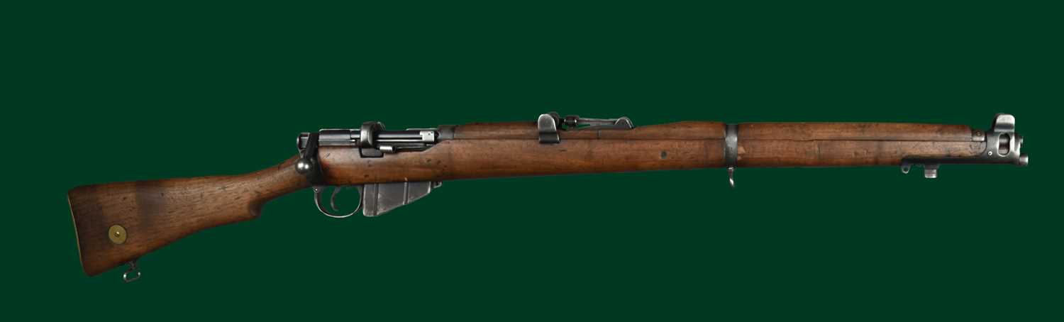 Ƒ BSA: a .303 S.M.L.E. MkIII bolt action service rifle, serial number V21641, dated 1913, windage