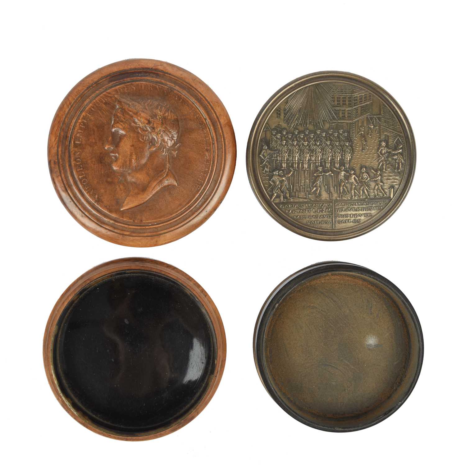 λ Napoleon Bonaparte: a burr wood and tortoiseshell lined circular snuff box, the lid with - Image 3 of 3