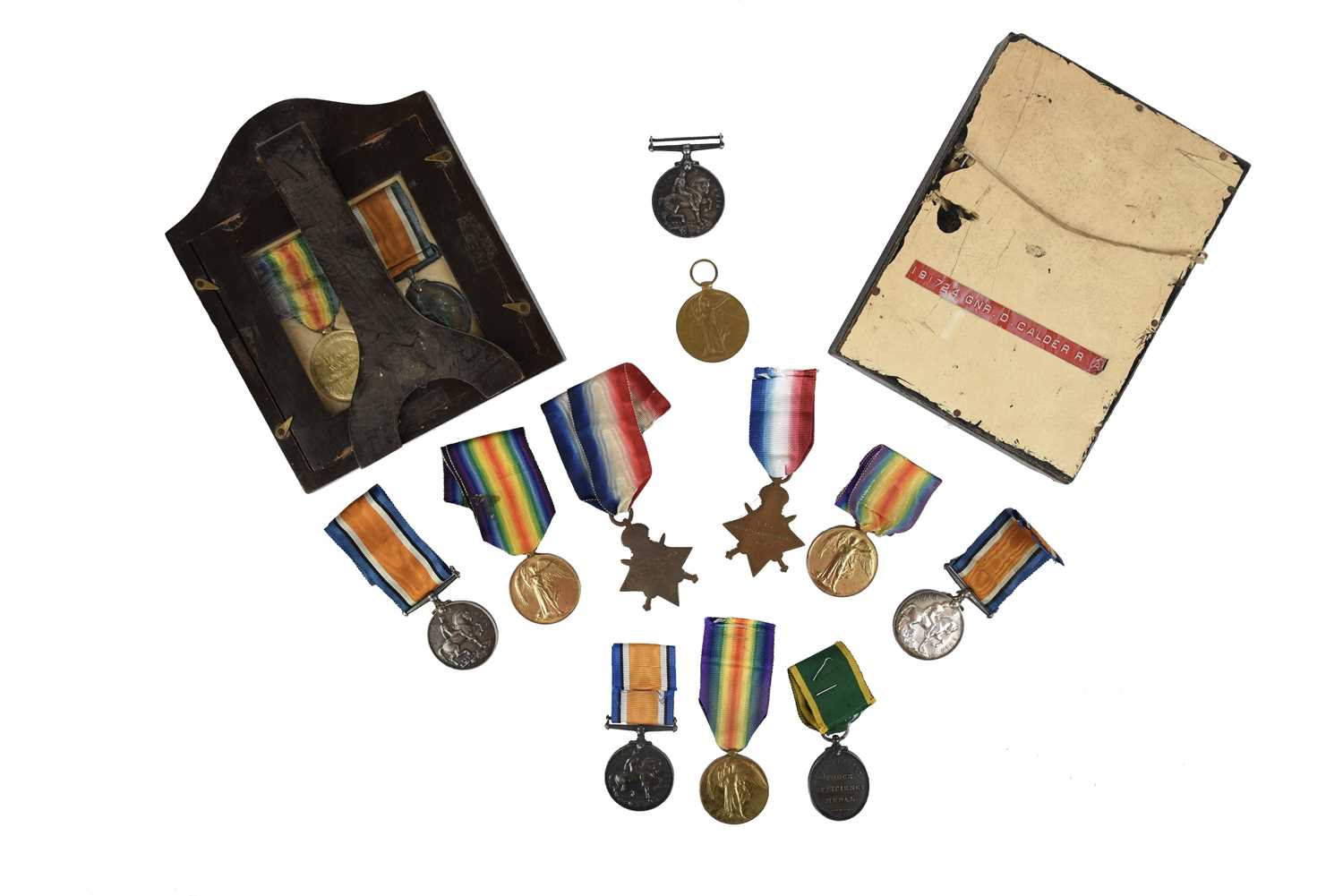 A small collection of Great War medal groups, comprising: three: 1914-15 Star (88860. S. STH. E. - Bild 2 aus 2