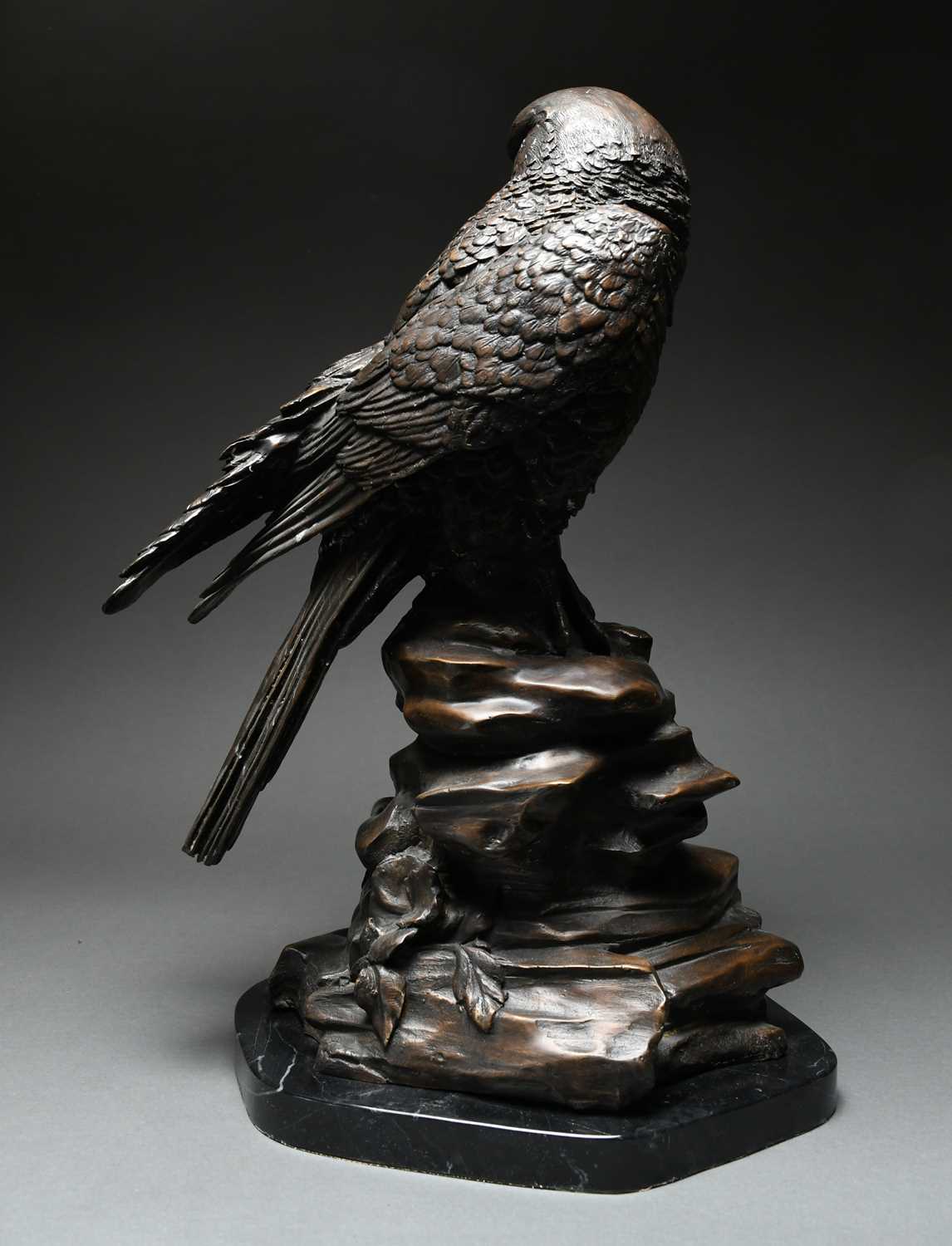 Continental School 20th Century Eagle on a rock Signed K.ain (to rock) Bronze on a black marble base - Image 5 of 5