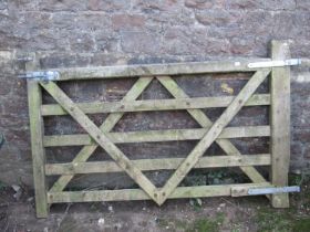 Traditional weathered softwood five bar field/entrance gate with galvanised fittings, 190 cm (full
