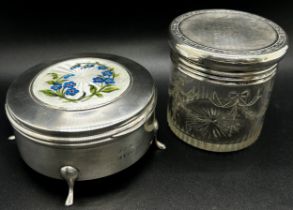 An early 20th century silver trinket box with a floral enamelled lid Birmingham 1911, together