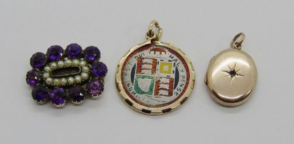 Group of antique jewellery comprising a 19th century mourning brooch set with amethyst and seed