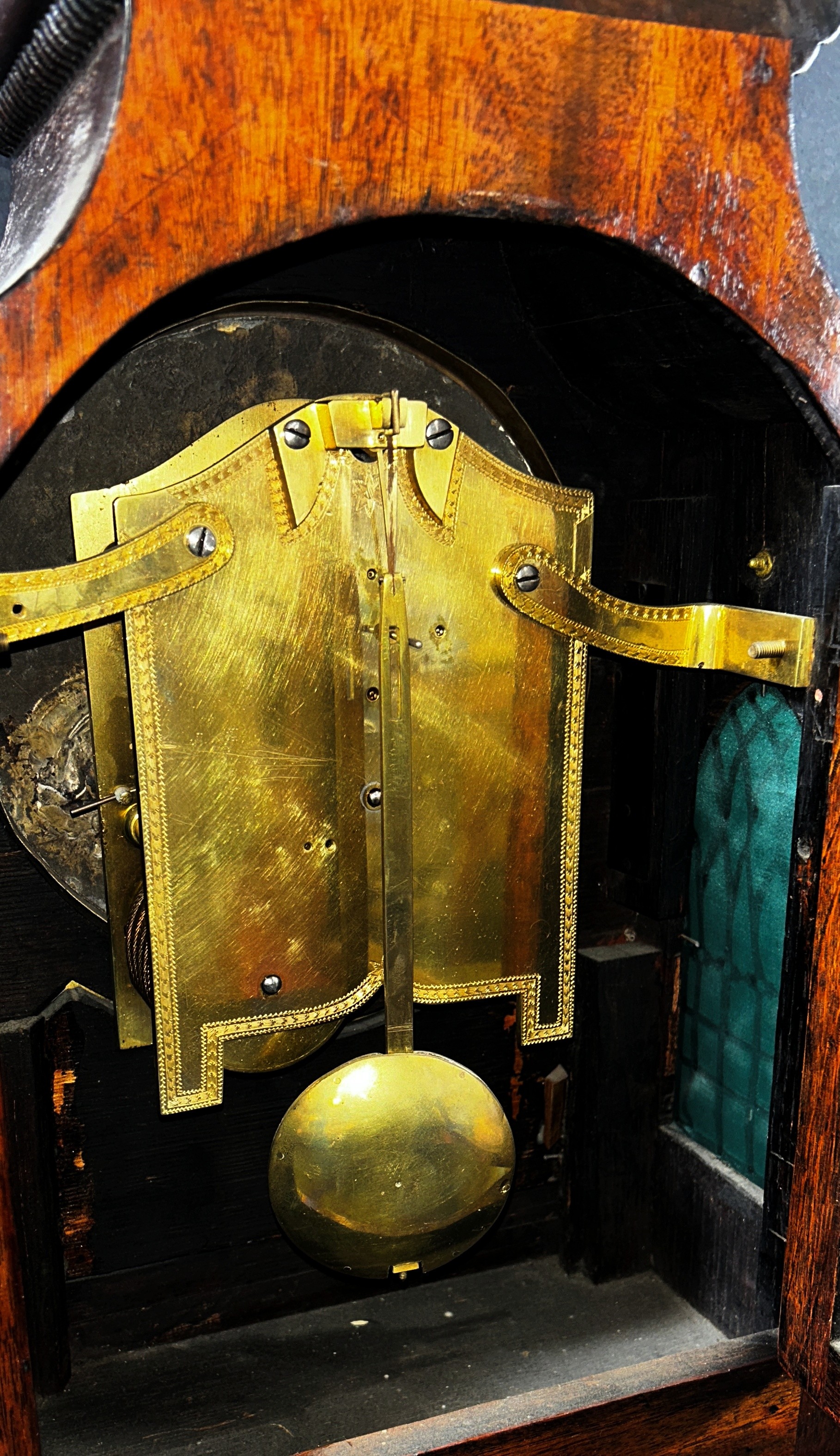 A Regency mahogany bracket clock the case with inlaid brass detail, enclosing a convex painted dial, - Image 5 of 5