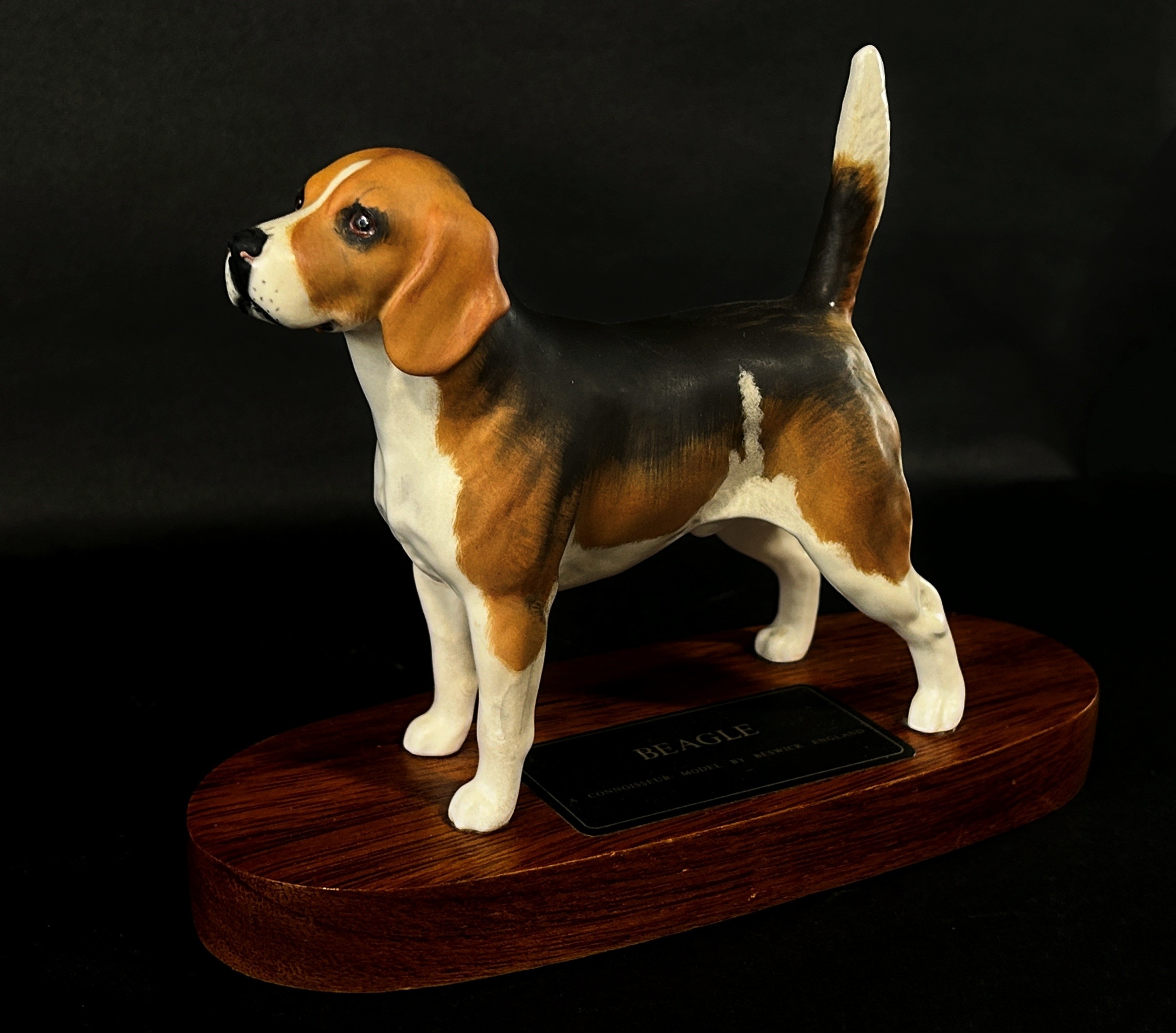 A Beswick Connoisseur model of a Beagle, further Italian figures of Flamingo, Doves, etc - Image 5 of 6