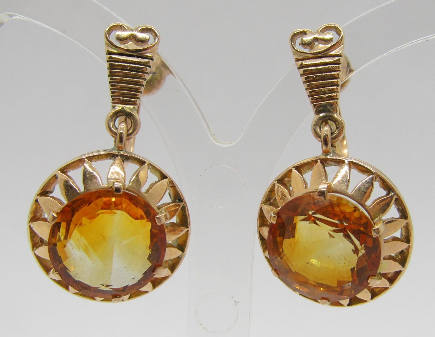 Pair of 14ct citrine drop earrings with screw fastenings, topaz 1cm diameter approx, earrings 2. - Image 2 of 3