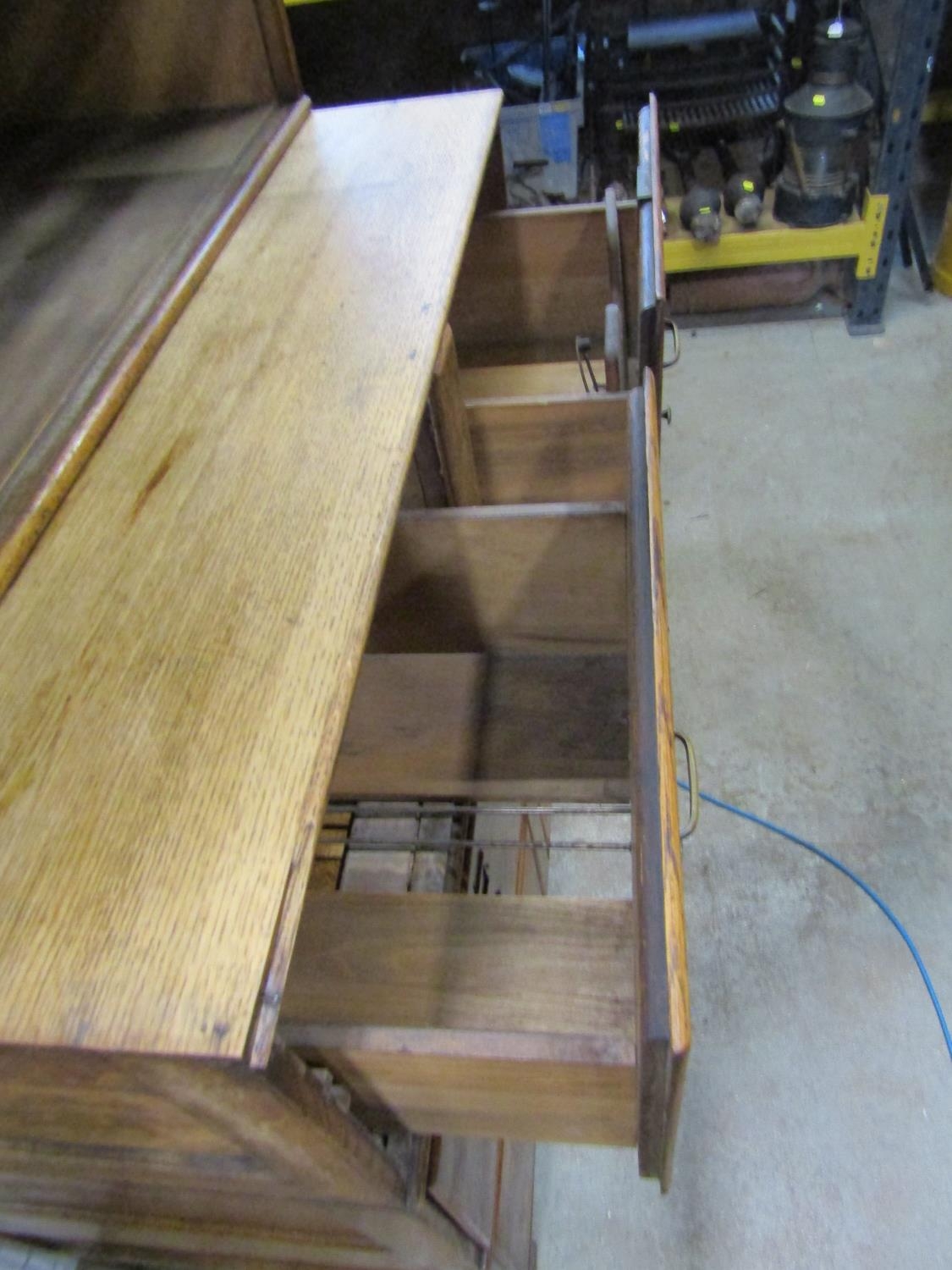 A Shaw Walker vintage oak sectional office cabinet fitted with a side-by-side arrangement of six - Image 3 of 3