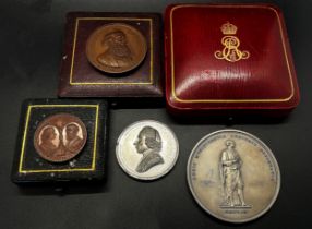 The Royal Medal of the Royal Society commemorating Isaac Newton - Edward VII issue 1901, in original