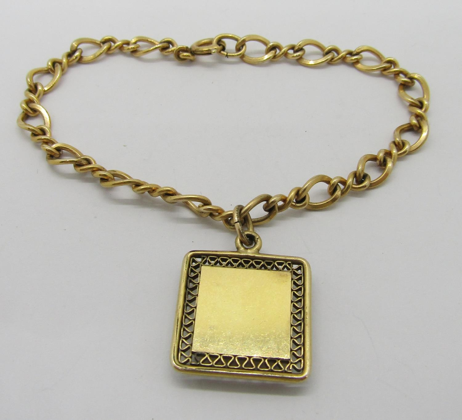 Group of vintage jewellery comprising an Accurist lady's 9ct watch upon gold-plated bracelet, a pair - Image 3 of 7