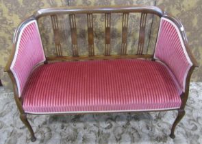 An Edwardian mahogany seven-piece parlour room suite comprising small sofa, pair of tub chairs and