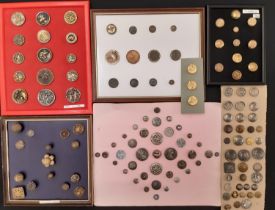 A collection of mixed decorative metal buttons including large pictorial brass on metal examples,