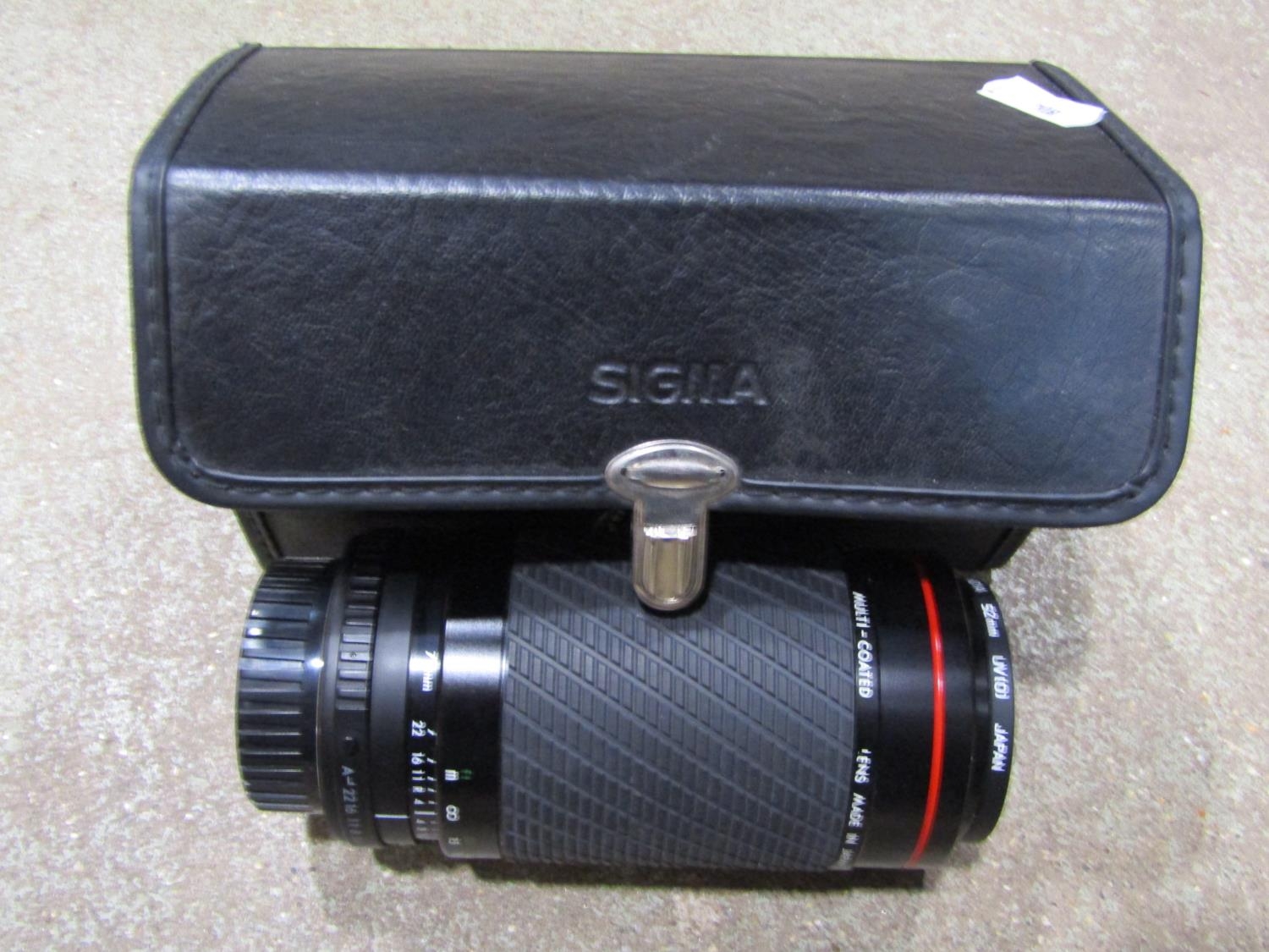 A collection of various vintage and later Cameras and equipment including AXOMAL photographic - Image 6 of 6