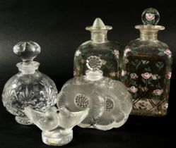 A Lalique glass Deux Fleurs Scent bottle, and a Lalique glass Kissing Doves paperweight (chip to