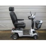A Quingo Vitess II Mobility Scooter like new condition with only 17 hours on the clock, pair of