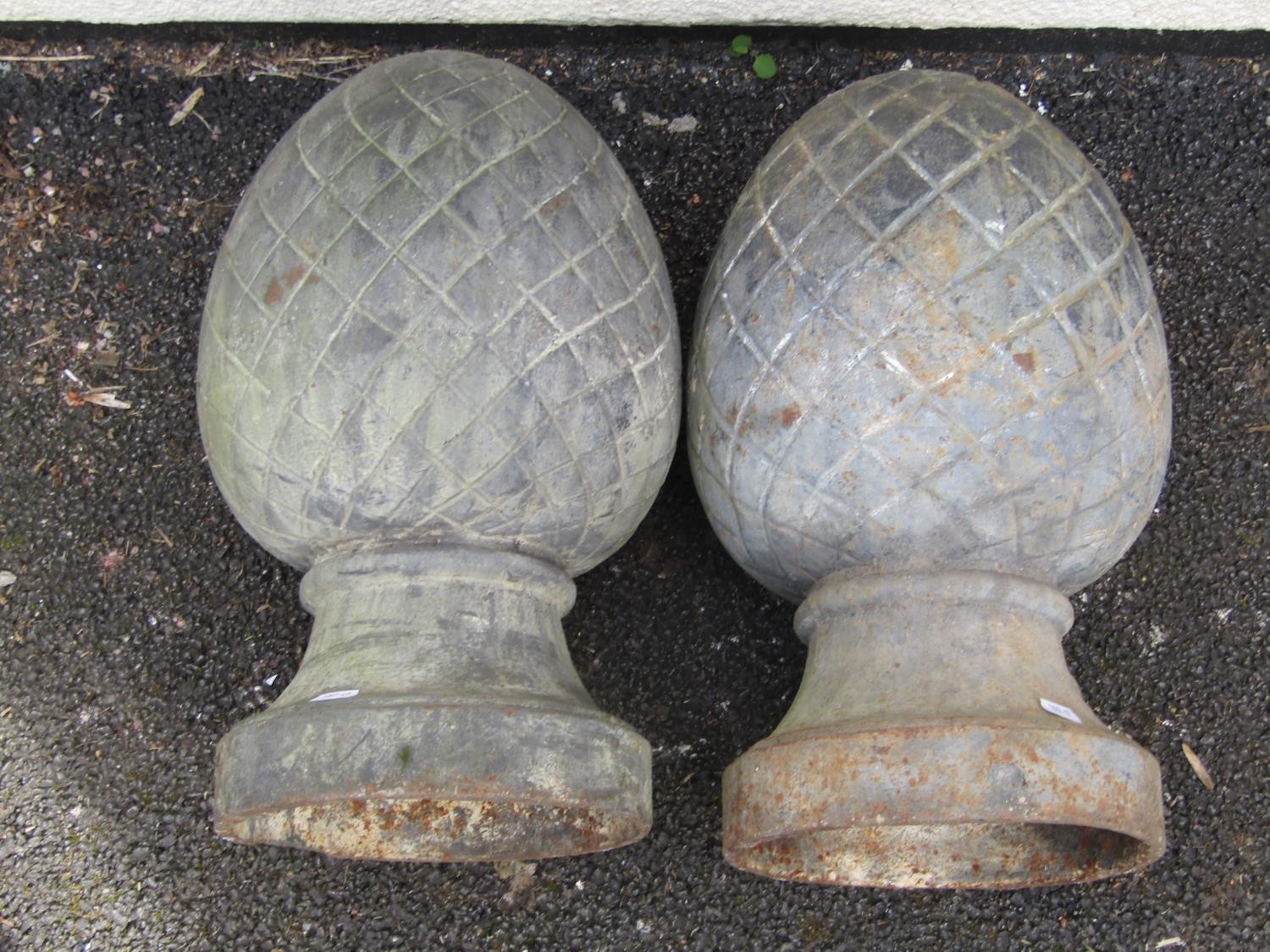 A pair of weathered cast iron pineapple pier finials, 46 cm high - Image 4 of 4