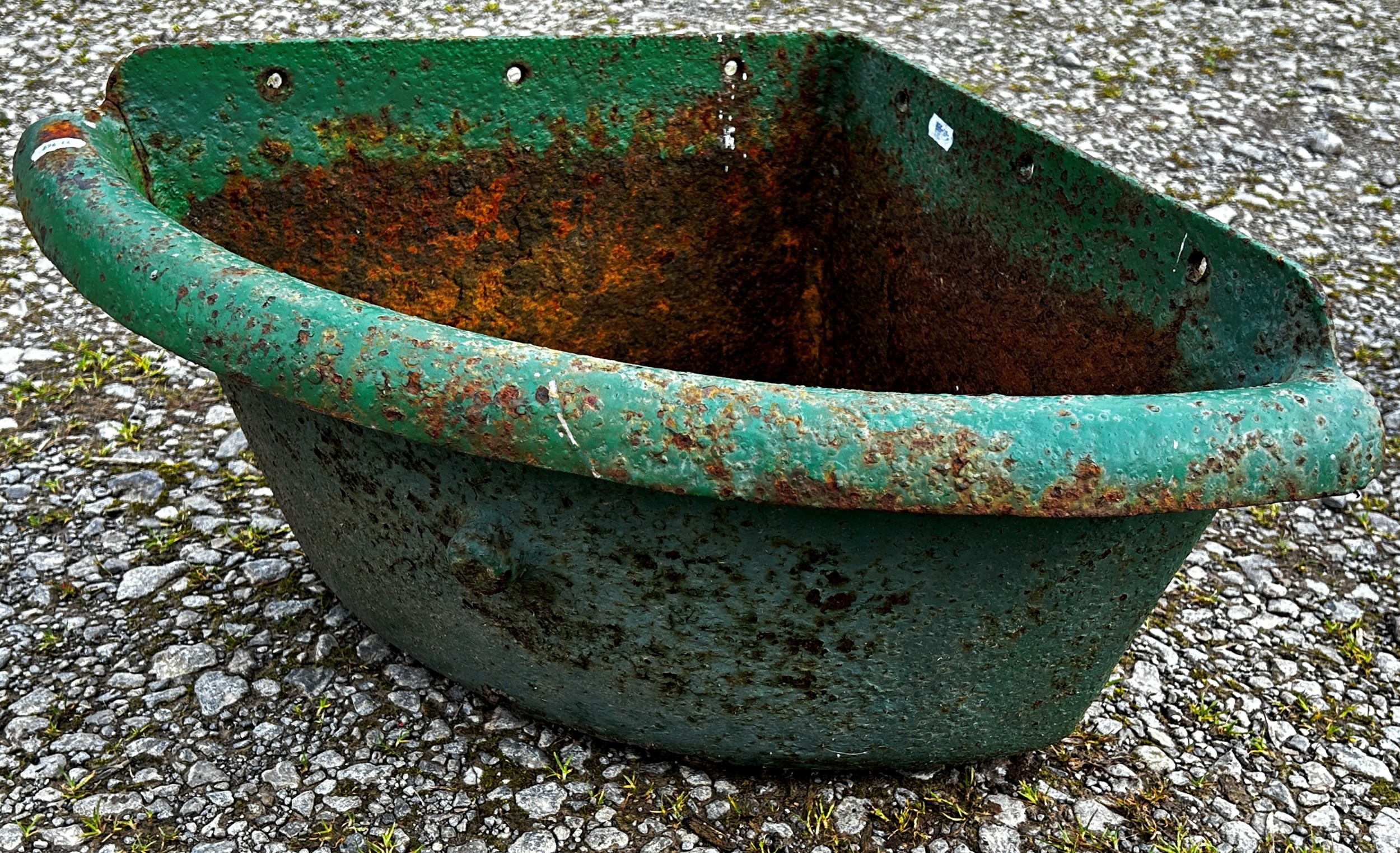 A pair of well weathered antique French cast iron lozenge shaped planters (af) 24 cm high x 63 cm - Image 5 of 5