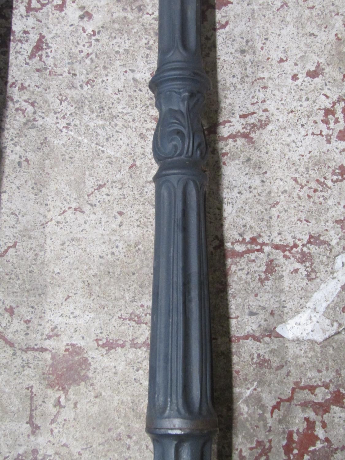 A pair of Victorian style cast iron street lamp posts (lacks hoods) Approx 252cm high - Image 7 of 9