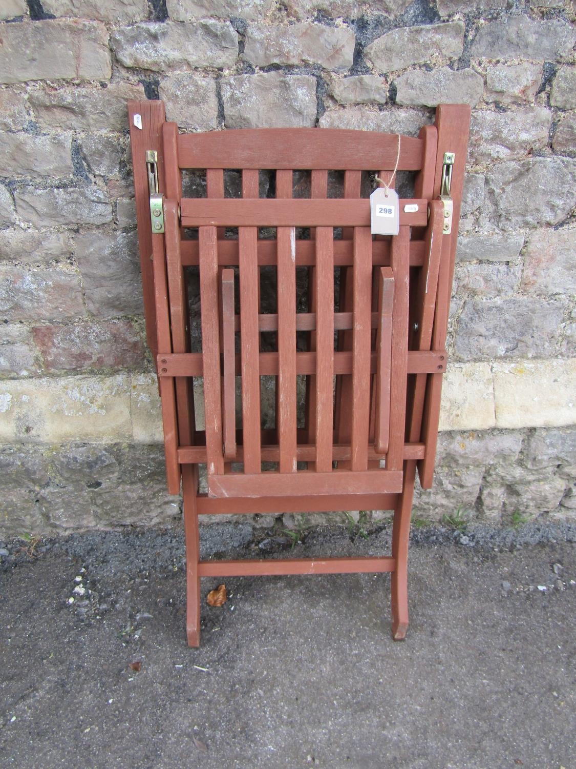 A contemporary stained hardwood folding steamer type chair with slatted seat, back and foot rest - Image 4 of 4