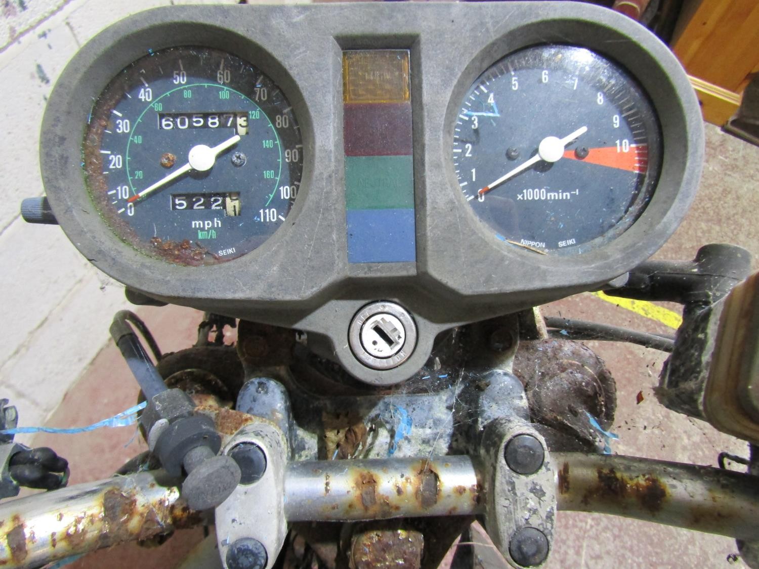 A Honda CB motorcycle, 395 CC, registration number EHU 303W, sold with V5C log book, date of first - Image 4 of 8