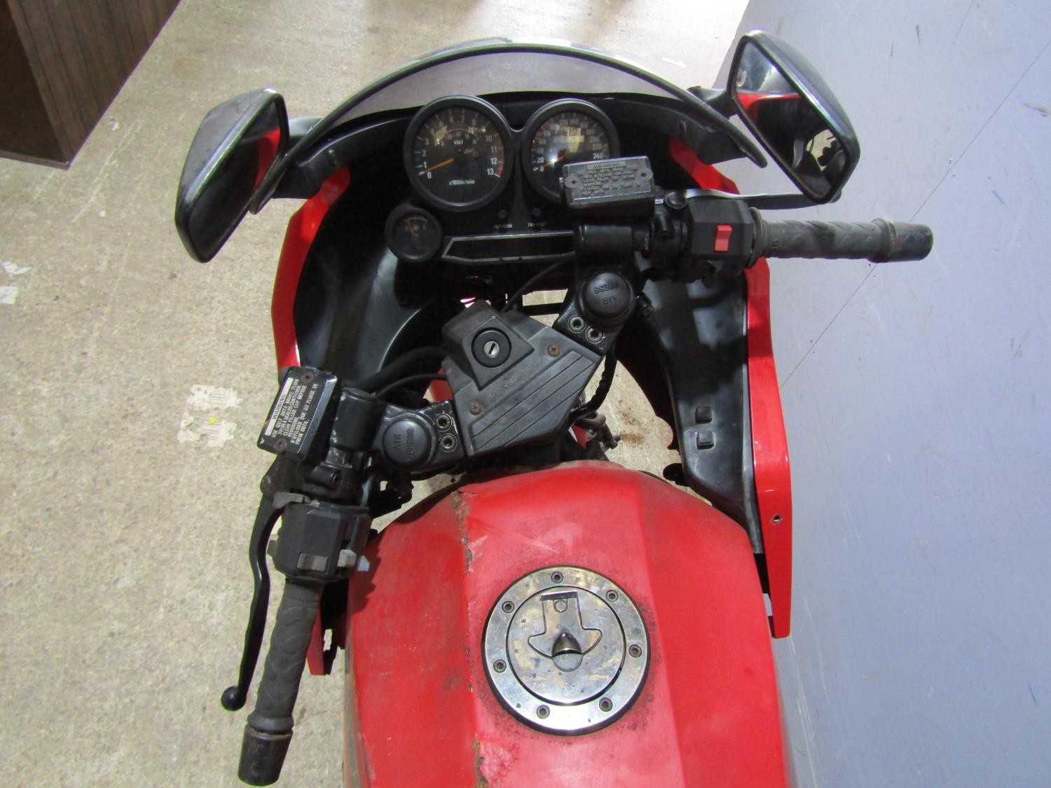 A Kawasaki GPZ motorcycle, 900cc, Registration number A688 PAE, sold with V5C logbook, date of first - Image 4 of 11