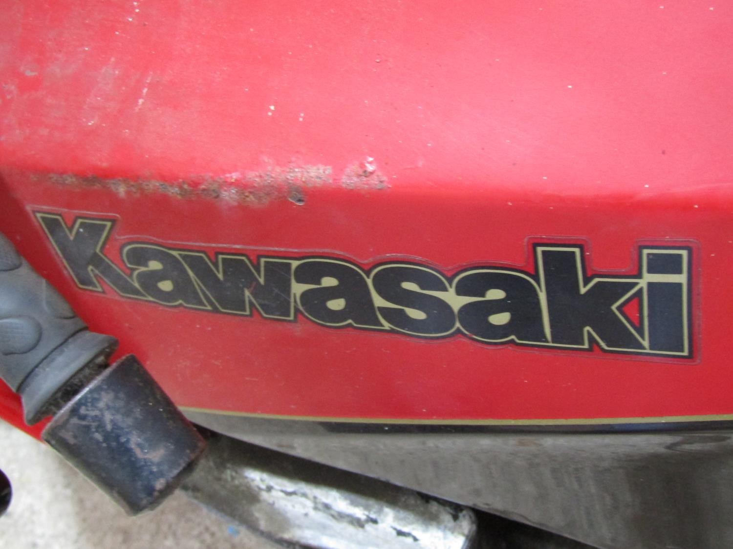 A Kawasaki GPZ motorcycle, 900cc, Registration number A688 PAE, sold with V5C logbook, date of first - Image 7 of 11