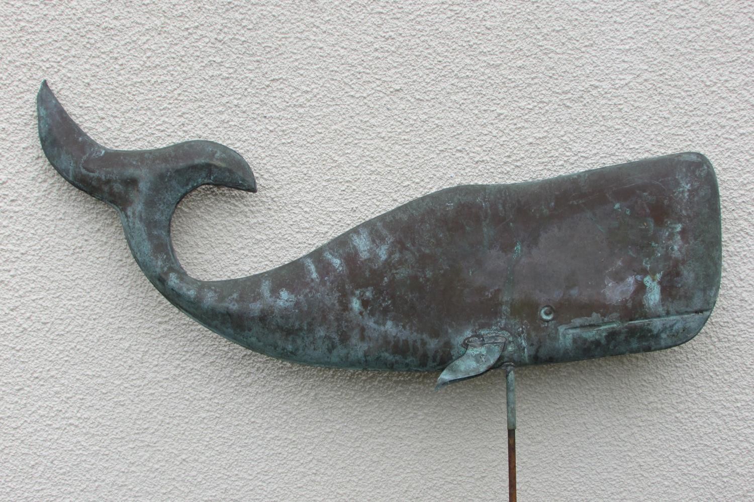 An unusual decorative weathervane in the form of a stylised blue wale, above spinning directional - Image 2 of 3