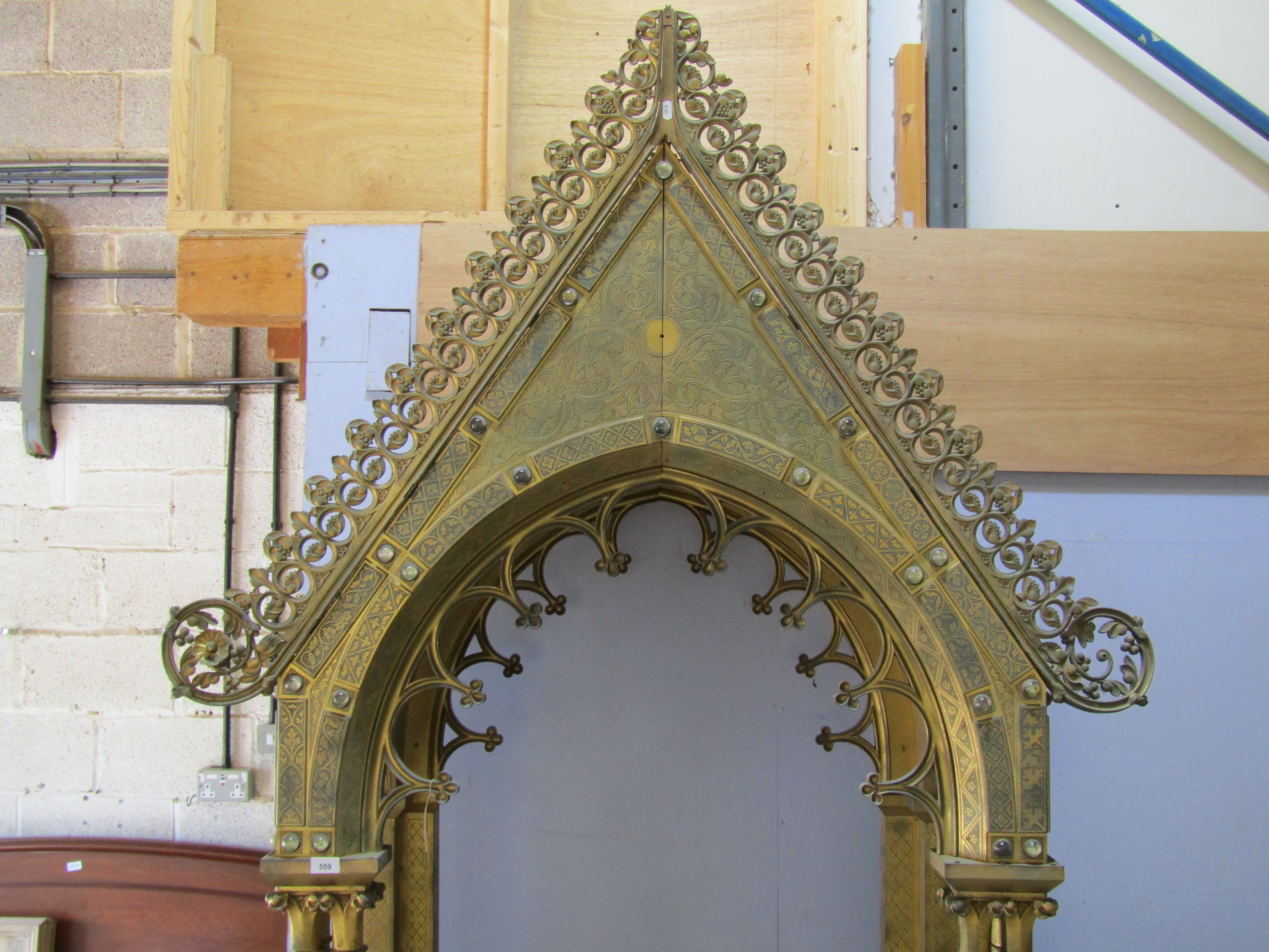 A monumental and impressive 19th century continental gothic brass ecclesiastical tabernacle type - Image 7 of 11