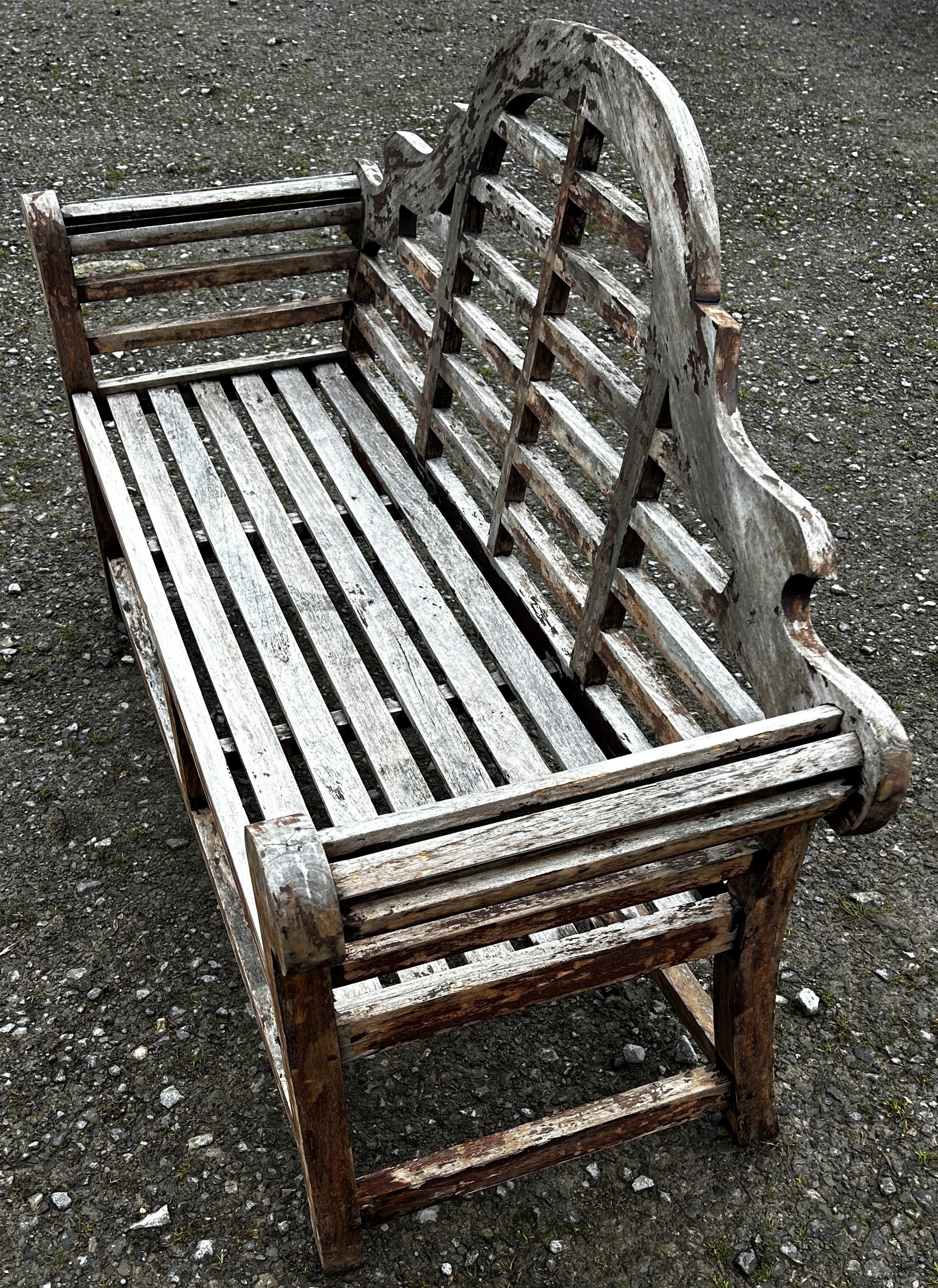 A weathered stained Lutyens style three seat garden bench 166 cm long - Image 3 of 4