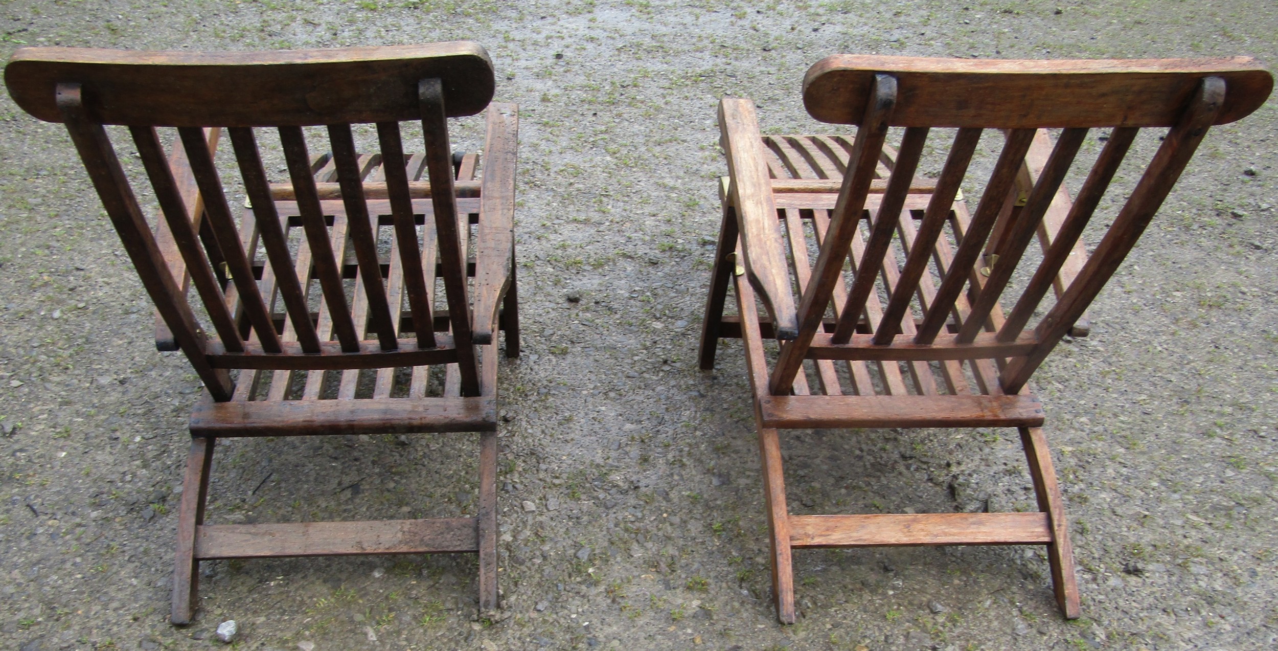 Two similar good quality contemporary hardwood folding steamer type armchairs with slatted seats, - Image 3 of 5