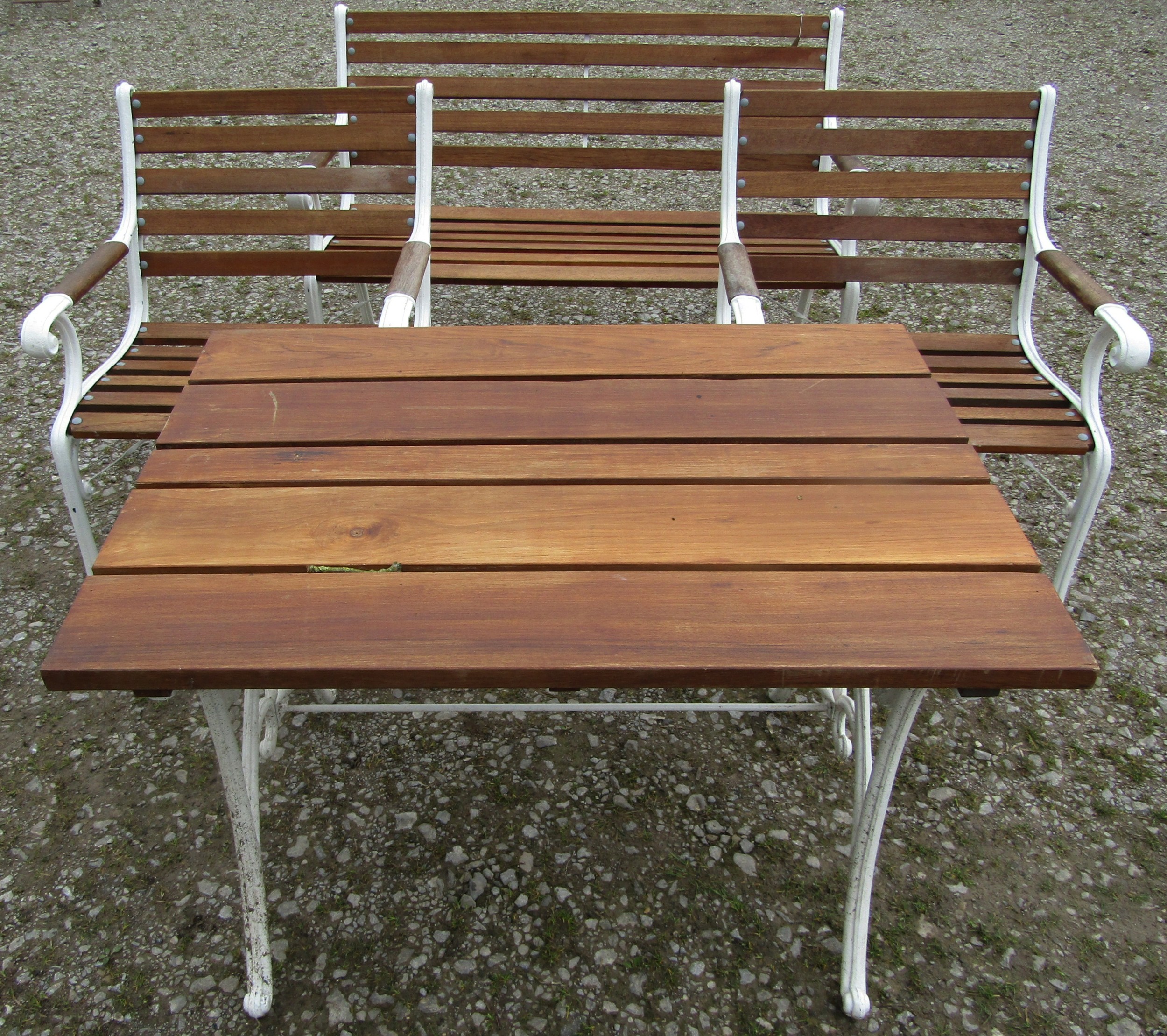 A good quality (refurbished) four piece garden suite comprising two seat bench, pair of matching - Image 2 of 3